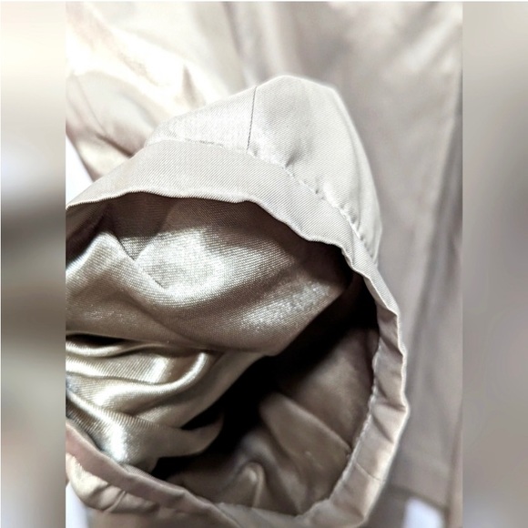 DKNY CHAMPAGNE JACKET - Picture 8 of 8